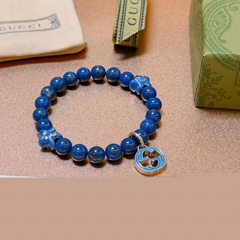 G*u*i bracelets
